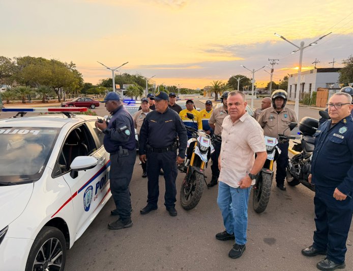Alcaldía de Maracaibo supervisa carretilleros y personas que vierten desechos en Parque La Marina