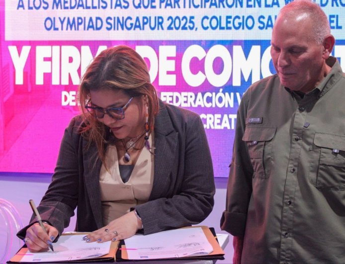 Maracaibo es la capital de la robótica; Alcalde Di Martino entregó reconocimientos a triunfadores de la WRO 2025