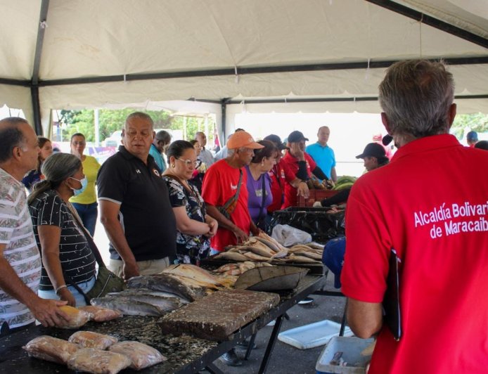 Con subsidio de hasta 40%, arrancó la Feria del Pescado de la Alcaldía de Maracaibo