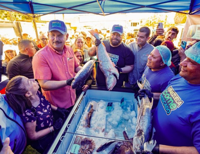 Gobernador Caldera benefició a 10 mil familias zulianas con el Plan Venezuela Come Pescado