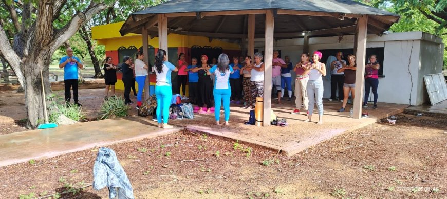 YOGA EN LA VEREDA: Alternativa a tu alcance