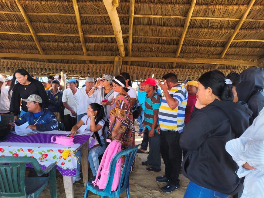 Gobernación del Zulia dirige abordaje para atención de pescadores del municipio Guajira