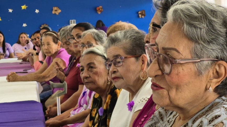 Con un emotivo encuentro: Primera dama de San Francisco conmemora el Día Internacional de la Mujer
