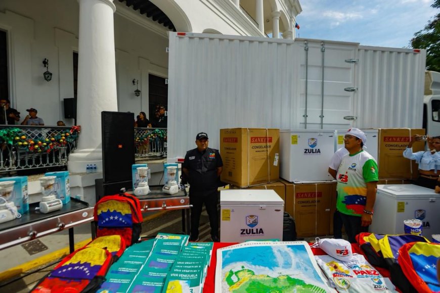 Alcaldía de Maracaibo reemplaza caminerías de madera en Santa Rosa de Agua