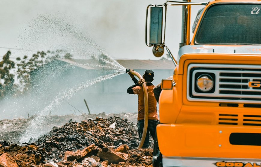 Bomberos del Sur controlan incendio en IMASUR: evitan daños a subestación eléctrica en Zona Industrial