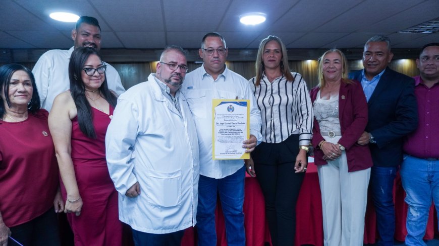 SAN FRANCCISCO: Cámara Municipal homenajeó a más de 60 medícos por su día