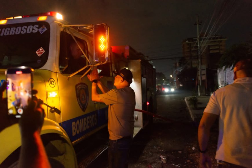 DI MARTINO SACA LA CARA POR MARACAIBO: Alcaldía sofoca tres incendios en menos de 10 horas