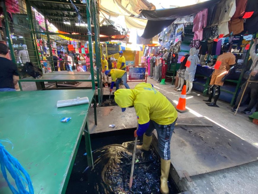 Alcaldía extrajo dos toneladas de desechos de los drenajes del Callejón de Los Pobres