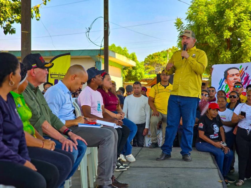Ministro Rodríguez y gobernador Caldera supervisan despliegue Bricomiles para recuperación de escuelas en el Zulia