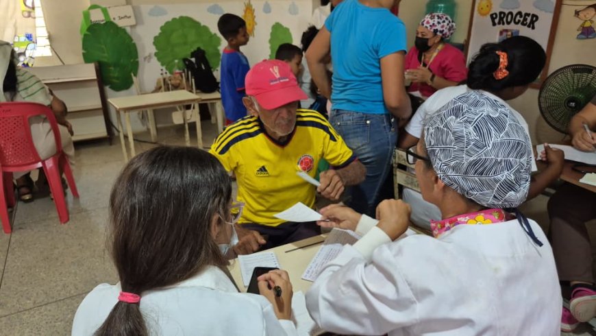 Gobierno Bolivariano atiende mas 2.500 familias en jornada integral en la parroquia San Isidro