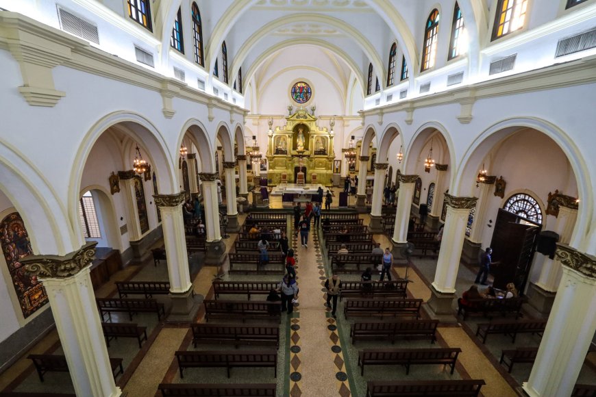 "Feligresía regresa con más fervor a la Iglesia Medalla de La Milagrosa"