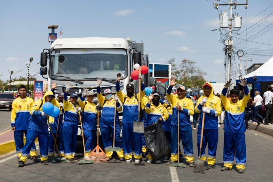 ¡Llegaron más camiones para recoger la basura!: Di Martino cumple lo prometido