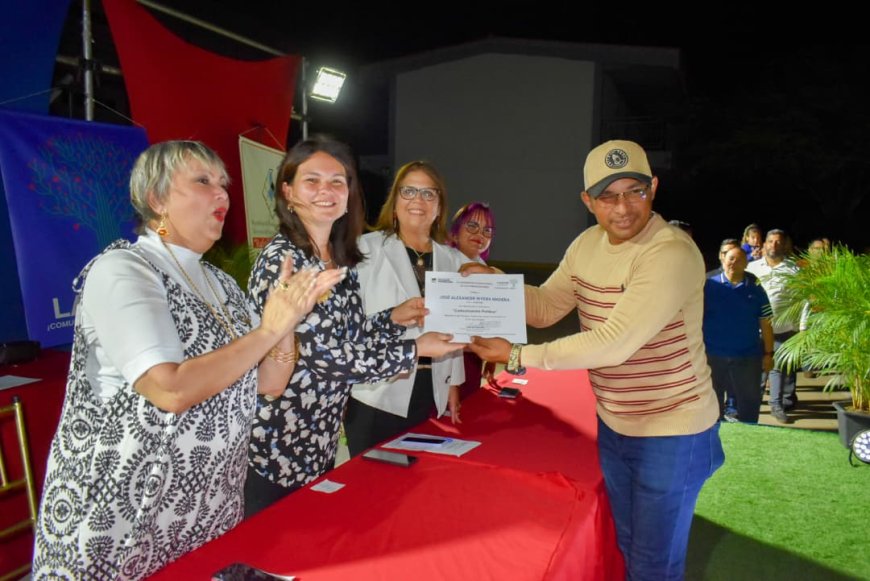 San Francisco graduó a 89 nuevos comunicadores políticos en LAUICOM