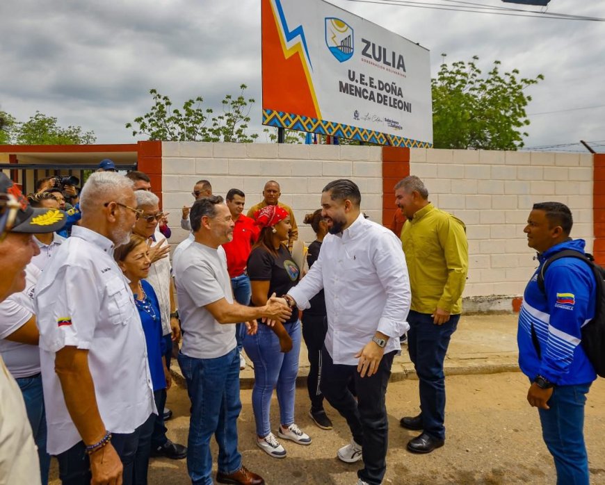    Gobierno Bolivariano y pueblo organizado entregan  escuelas Doña Menca de Leoni y Juan Pablo Pérez Alfonso refaccionadas