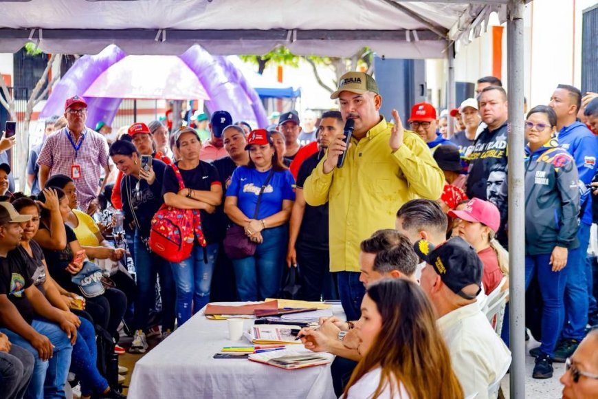    Gobierno Bolivariano y pueblo organizado entregan  escuelas Doña Menca de Leoni y Juan Pablo Pérez Alfonso refaccionadas