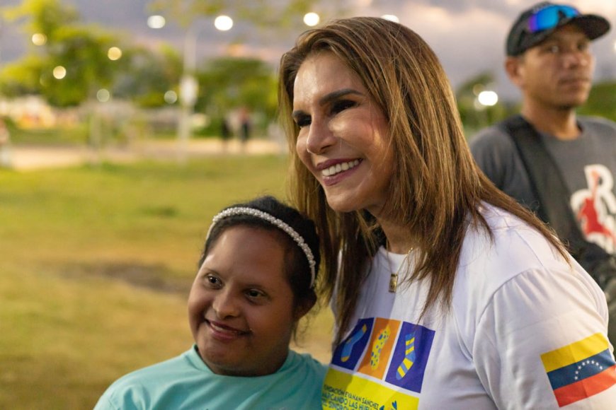 Sonrisas y amor para los niños y niñas con Síndrome de Down