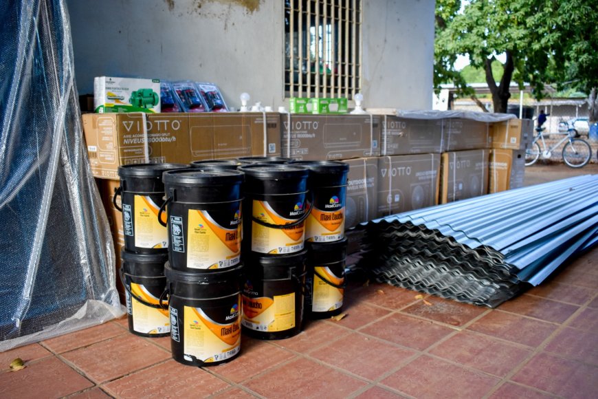 Alcalde Héctor Soto entregó más de 700 láminas de zinc y fortaleció atención a adultos mayores en El Bajo