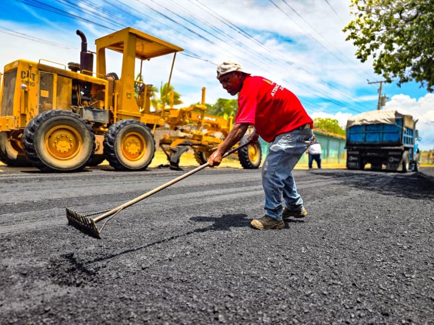 Plan Estadal de Asfaltado llegó a comuna añú de Santa Rosa de Agua