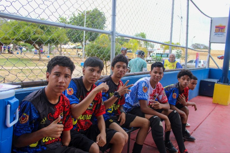 ¡Renovada por la Alcaldía de Maracaibo! Cancha de Cantaclaro abierta al uso gratuito de la comunidad