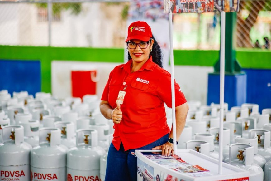 Gobernador Luis Caldera entregó financiamiento a proyectos y cilindros a comunas en Rosario de Perijá