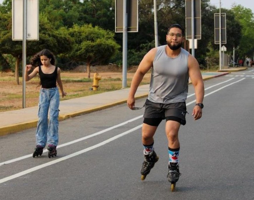 Abarrotada de niños y jóvenes este domingo La Ciclovía