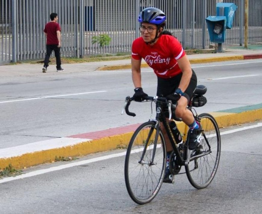 Abarrotada de niños y jóvenes este domingo La Ciclovía
