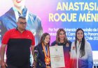 Orden Honor a la Juventud Antonio José de Sucre para la nadadora Anastasia Roque