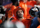 Altuve mandó a volar su tercero