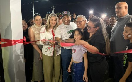 Alcalde Frank Carreño inauguró Primera Parada Inteligente en Cabimas