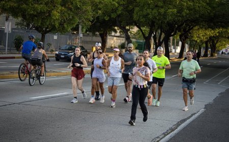 Alcaldia de Maracaibo impulsando el deporte!  ‎Marabinos vibraron en otro domingo de Ciclovía 