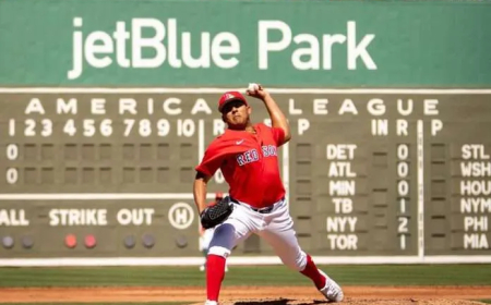 Ranger Suárez poncó a 6 en su primer triunfo