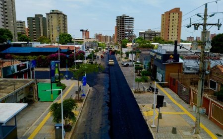 ernador Luis Caldera inspecciona el avance de los trabajos del Boulevard Avenida 11 de Maracaibo
