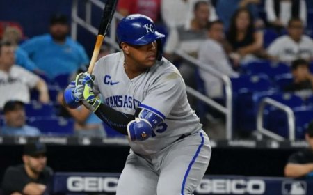 Salvador mandó su tercero a las gradas del Comerica Park