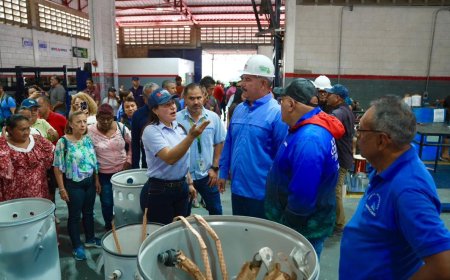 Más transformadores entregó el Gobernador Luis Caldera para el pueblo