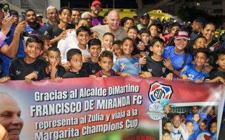 Patrocinio de oro de Di Martino a escuela de fútbol infantil que competirá en torneo nacional