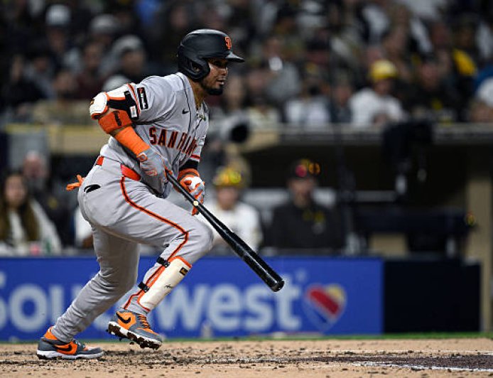 Arráez con multihits se montó en los .300