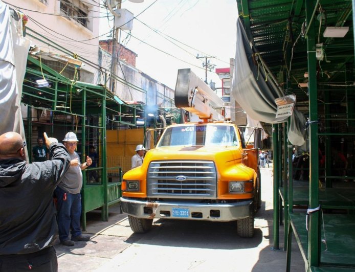 Alcaldía de Maracaibo apoyará a los afectados por incendio en el Callejón de los Pobres