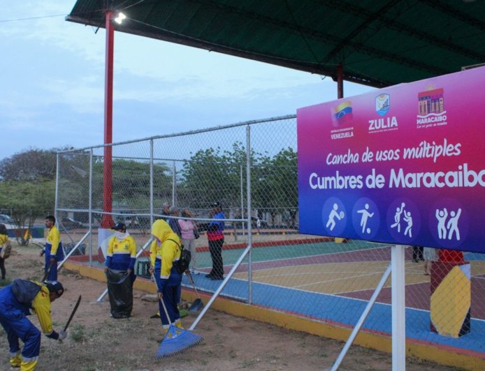 Alcalde Di Martino: "En Cumbres de Maracaibo se ejecutan obras junto al poder popular