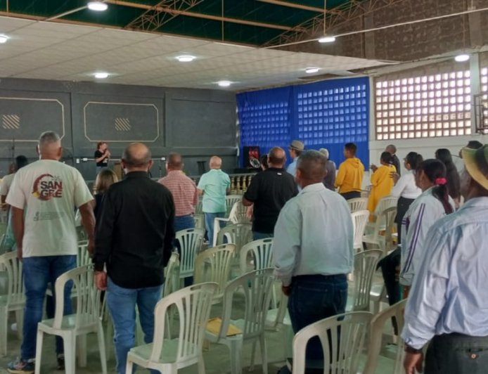 COMIZU: Más de 100 pastores en conferencia "Un matrimonio a causa del Reino" 