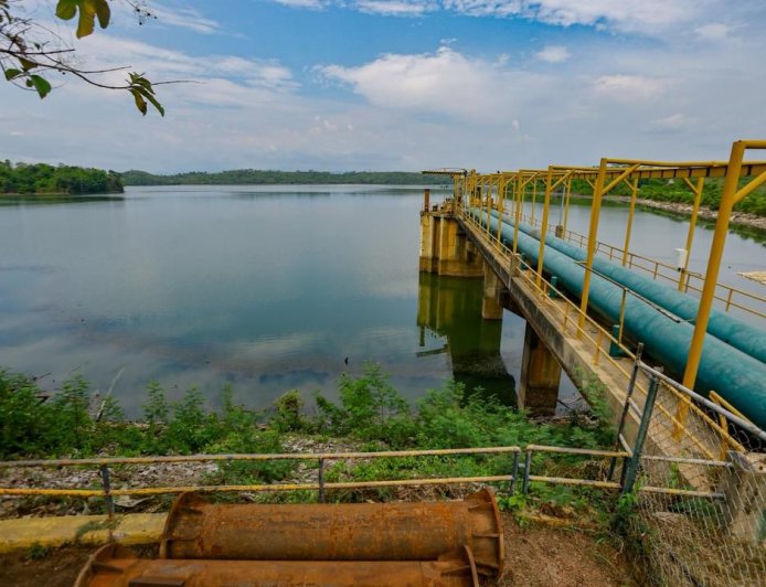 Inspeccionan Torre Toma en embalse Burro Negro para enviar más agua a la COL
