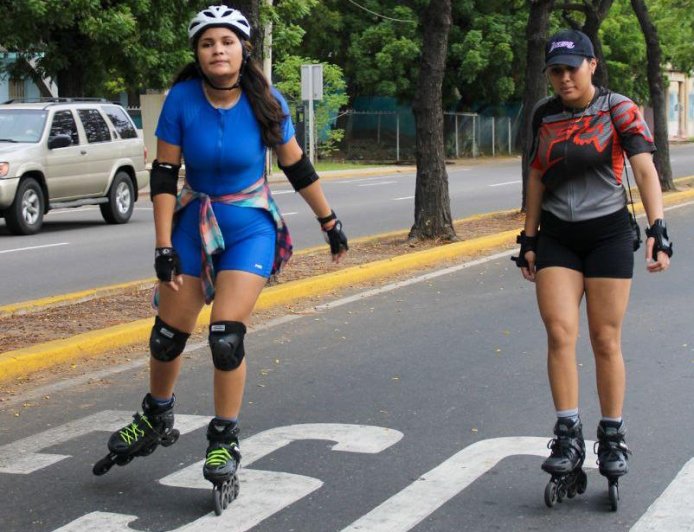 En la Ciclovía los marabinos abrazan el deporte en este domingo de misericordia