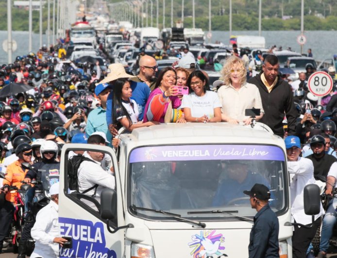 Presidenta (E) Delcy Rodríguez: “Marchamos por un interés supremo que es una Venezuela libre de sanciones”