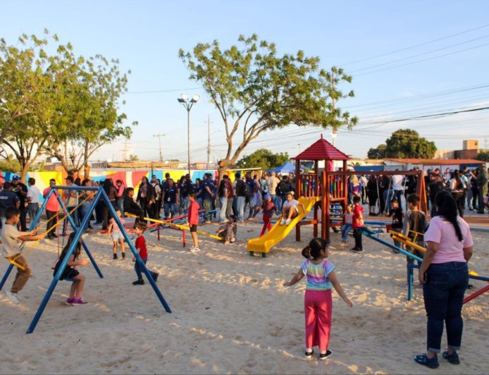 Alcalde Di Martino: “Al recuperar una plaza se activa movimiento económico en su punto y círculo”