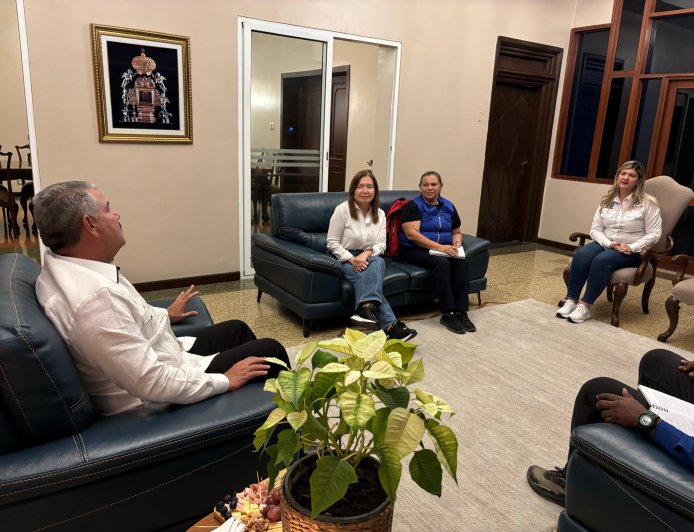 ZULIA: Gobernación rehabilita espacios dignos para los abuelos en el Centro Dr. Joaquín Esteva Parra 