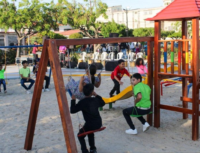 ¡Entregada la María Calcaño! Con cada plaza recuperada la Alcaldía de Maracaibo humaniza la ciudad