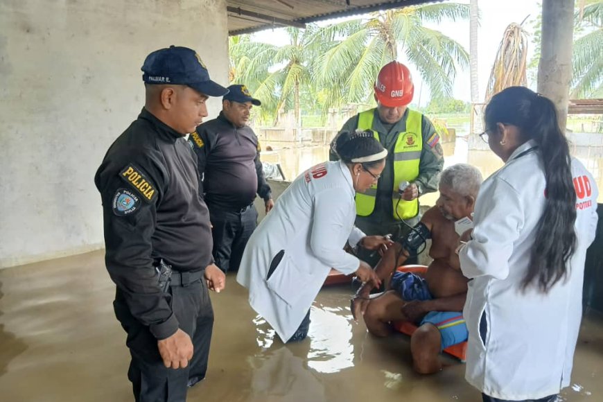 Gobierno bolivariano mantiene despliegue en Sur del Lago para atención de afectados por lluvias