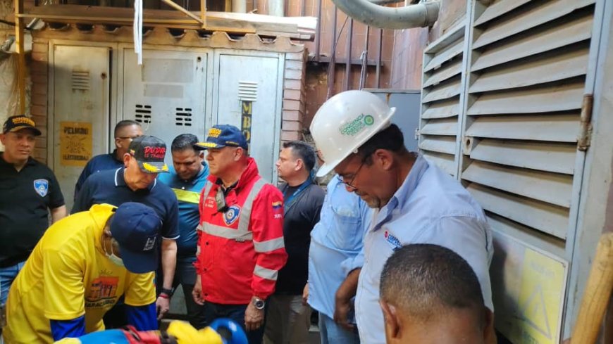 Reacción rápida de Bomberos de Maracaibo sofoca incendio en el Callejón de los Pobres