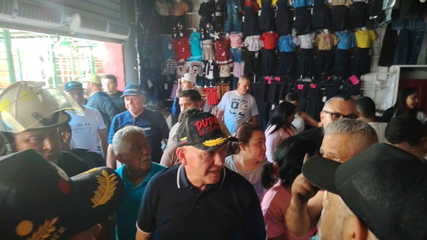 Reacción rápida de Bomberos de Maracaibo sofoca incendio en el Callejón de los Pobres