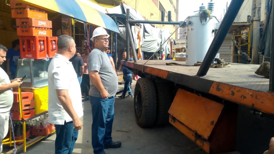 En tiempo récord sustituyeron transformador que explotó en el Callejón de los Pobres