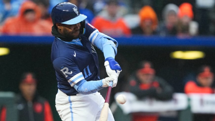 El MVP se luce con el madero y ya batea .316